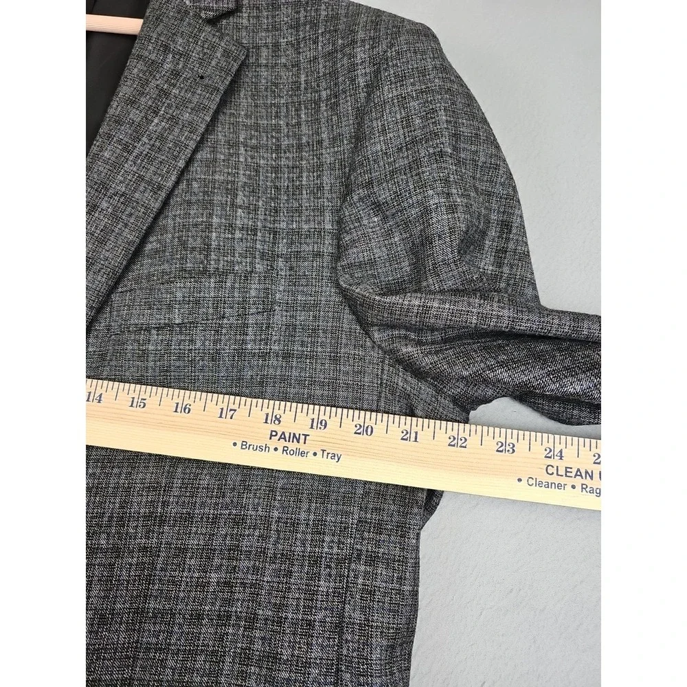 Jos. A. Bank Signature Collection 100% Wool Blazer Size 44L Gray Tailored Fit